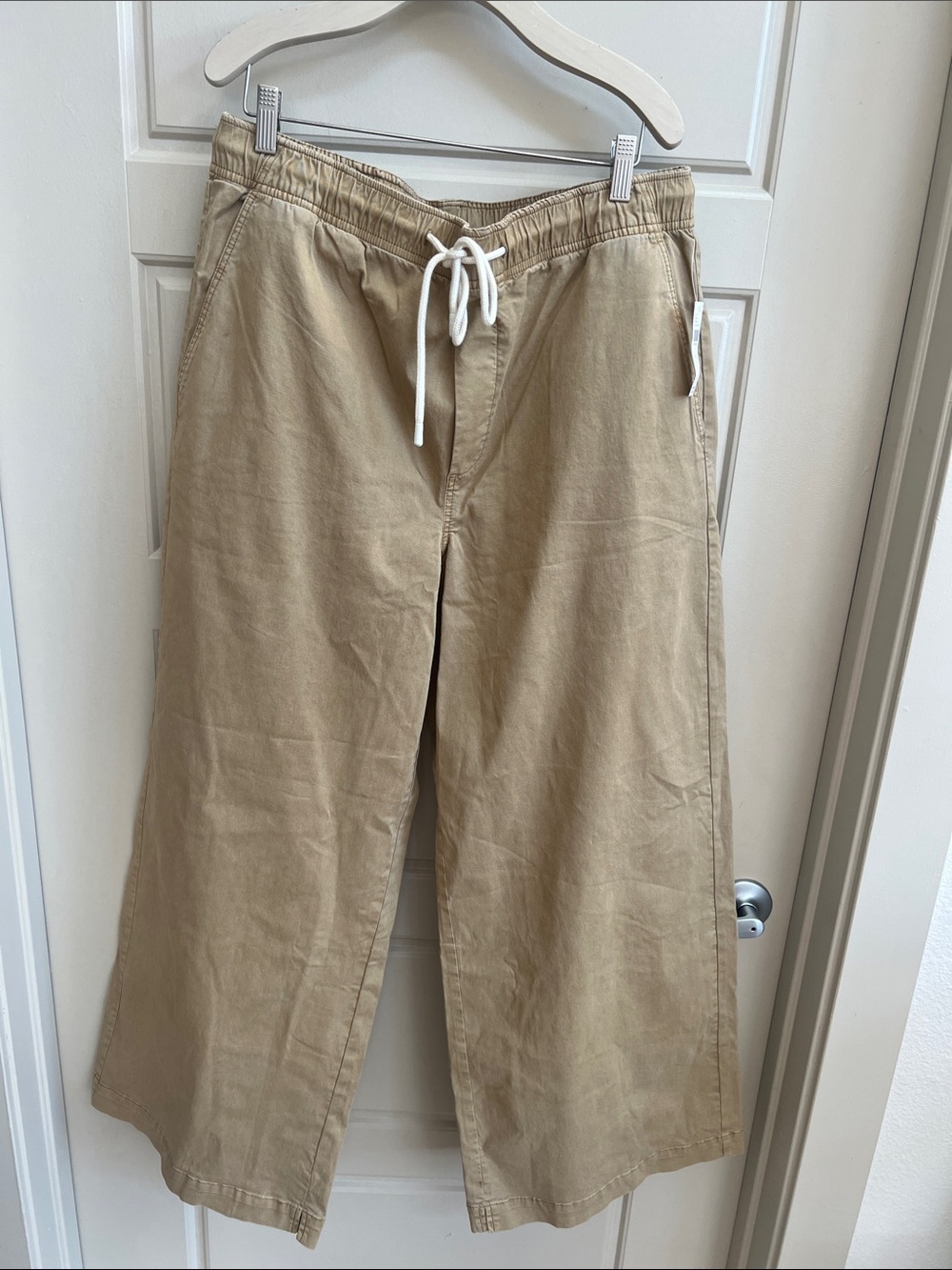 Anthropologie Pilcro Drawstring
Wide Leg Pants Khaki Tan Sz L NWT summer relax - Picture 2 of 9